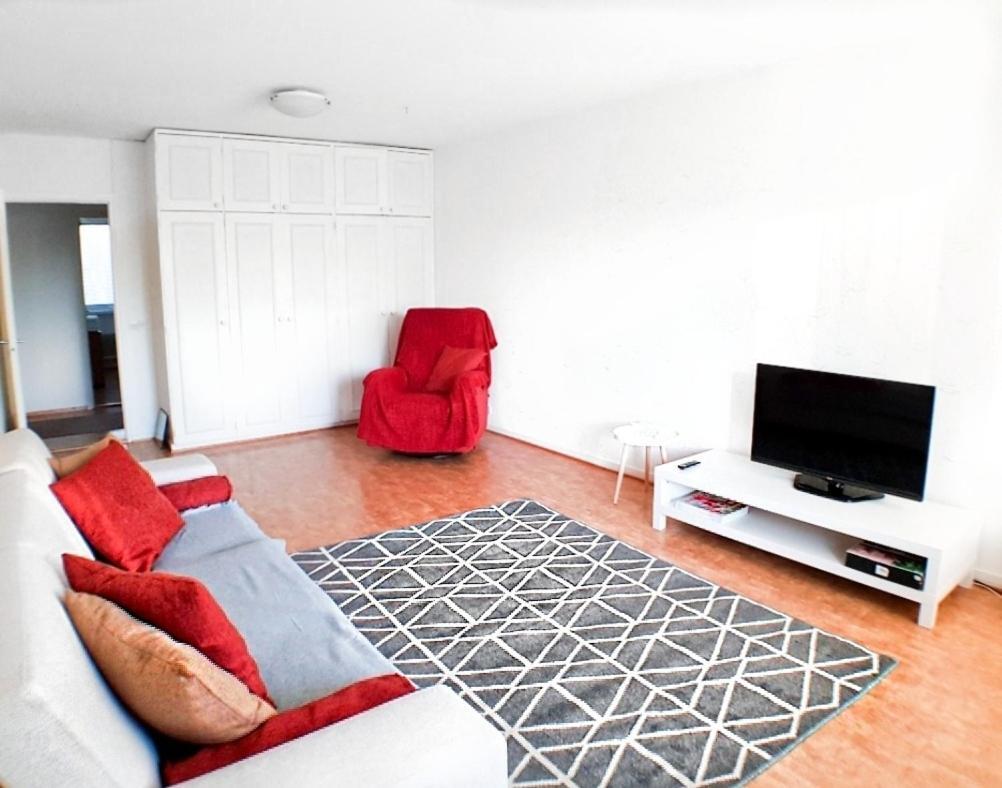 Comfortable Apartment Mila At A Good Location Κότκα Εξωτερικό φωτογραφία
